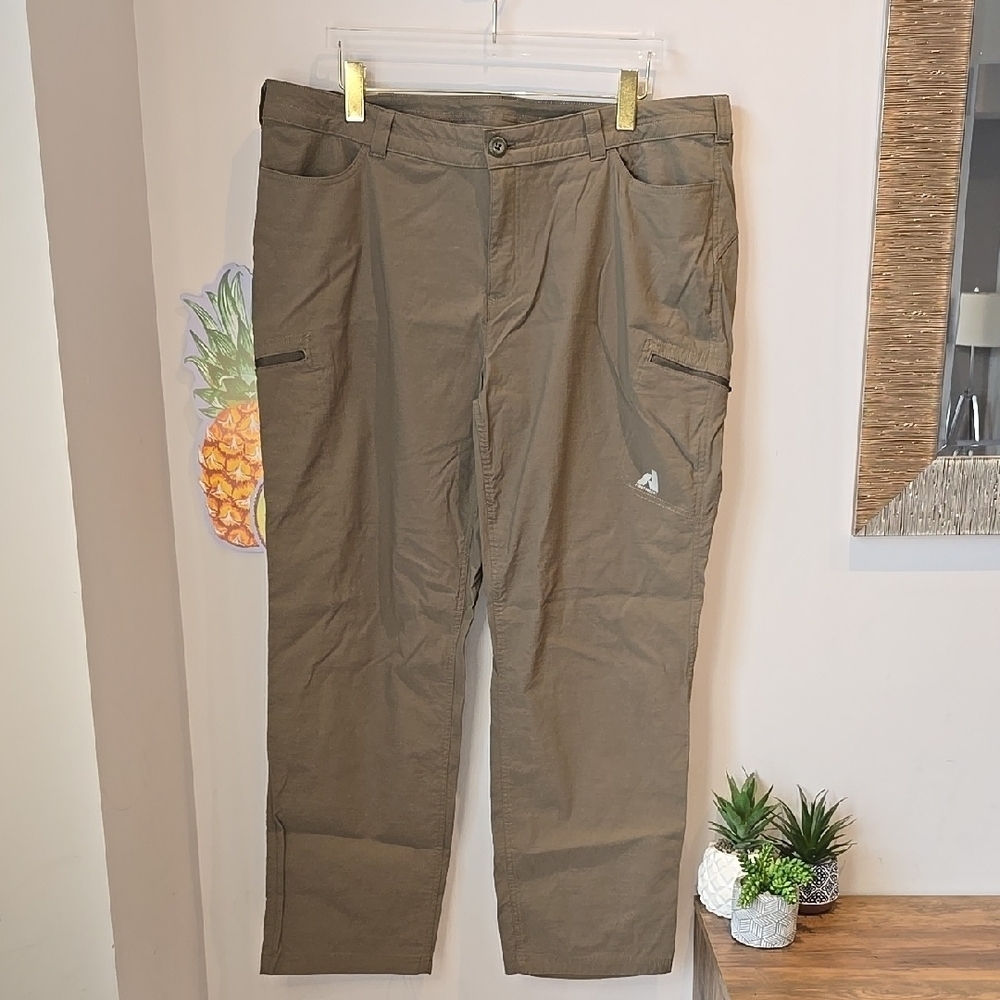 Eddie Bauer - 22 W, Women's Guide Pro Pants, Nylon Outdoor Hiking in Slate Green - Picture 2 of 16